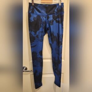 Lululemon Athletica Navy and Black Leggings